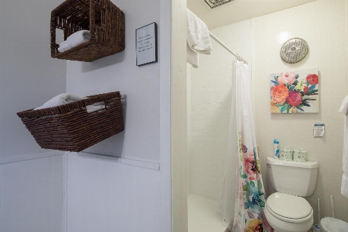 Texas Rose Lodge Home image 3