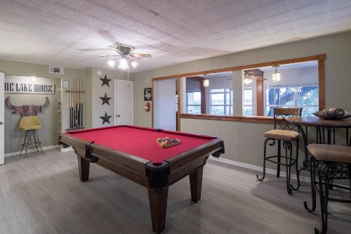 Texas Rose Lodge Home image 6